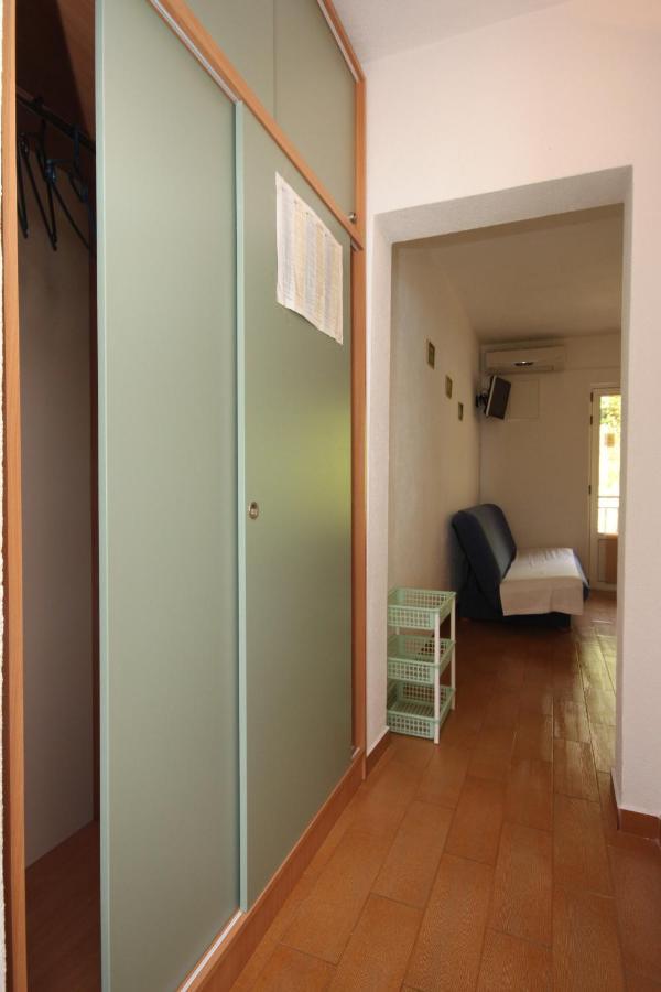 Apartments With A Parking Space Zivogosce - Porat, Makarska - 6700 Igrane Exterior photo